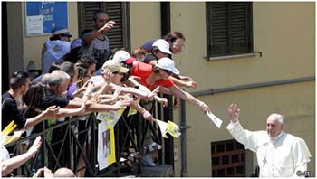 Papa-Francisco-condenou-a-máfia-italiana-pelo-o-que-chamou-de-adoração-do-mal