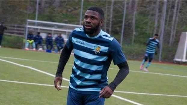 7D853CC2204A5D5F8DB4B3CD755B