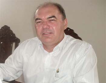 Corretores-de-Imóveis-acusam-procurador-José-Maria-Lima-de-dificultar-liberação-de-processos