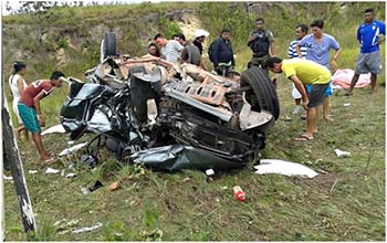 O-delegado-não-soube-informar-o-número-exato-de-pessoas-que-estavam-nos-veículos