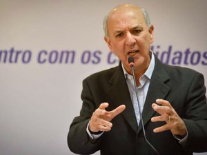 José Roberto Arruda (PR) participa de sabatina na Fecomércio-DF (Foto: Cristiano Costa/Fecomércio-DF/Divulgação)