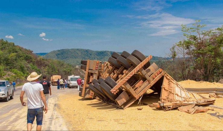Foto - Dominik Cachoeira da Serra