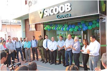 O-prefeito-Alexandre-Von-participou-da-inauguração-da-Cooperativa