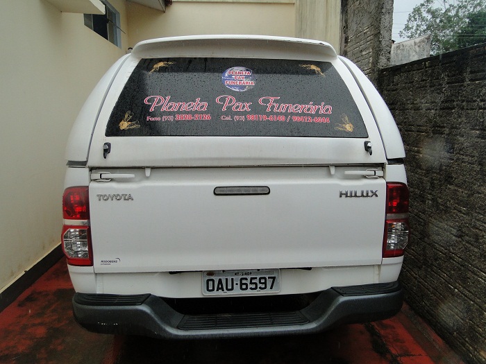 Veiculo atingido pela bala de bandidos na rodovia Br-163