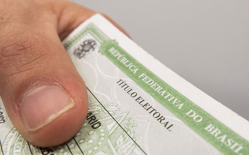 destaque-332500-020615-a3-titulodeeleitor-rafael-neddermeyer-fotos-pao.blicas