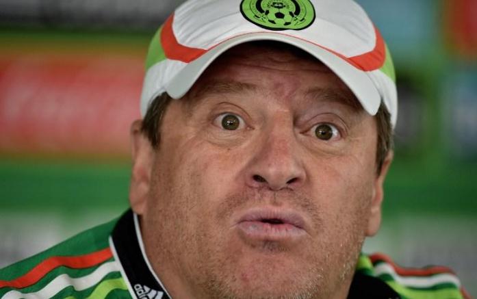 Miguel Herrera é demitido dois dias após vencer a Copa Ouro. Foto: Yuri Cortez/AFP