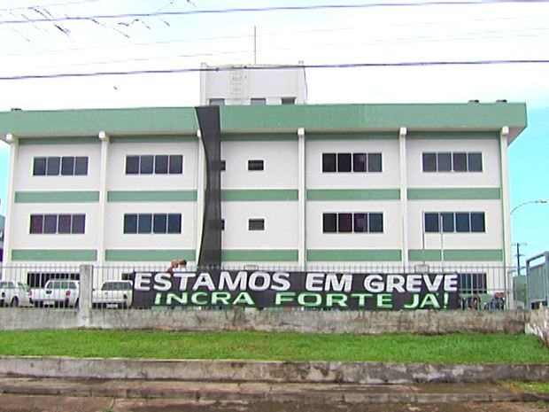 Eles pedem restruturação da carreira e da autarquia (Foto: Reprodução/TV Tapajós)