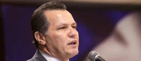 2014-716327735-2014-716238826-silval3.jpg_20140521.jpg_20140522