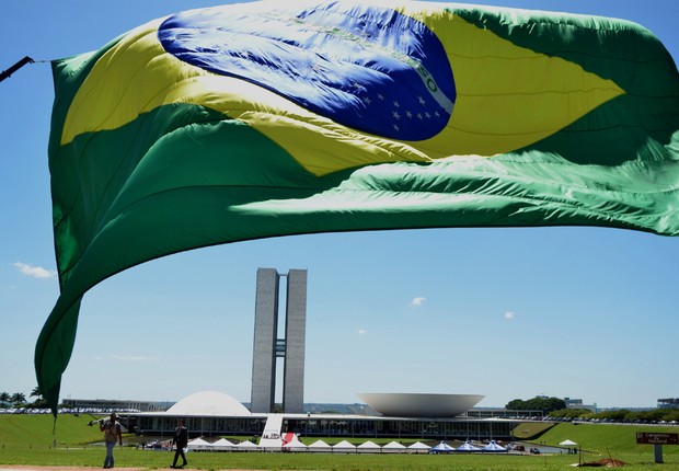bandeira-do-brasil-foto-marcelo-casal-agencia-brasil