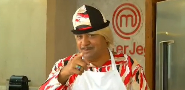 video---tiririca-ensina-a-fazer-frango-a-passarinho-no-master-jegue-1425905274373_615x300