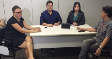 Advogadas que representam adolescente vítima de estupro foram recebidas no Ministério Público do Rio de Janeiro (Foto: Alessandro Ferreira/G1)