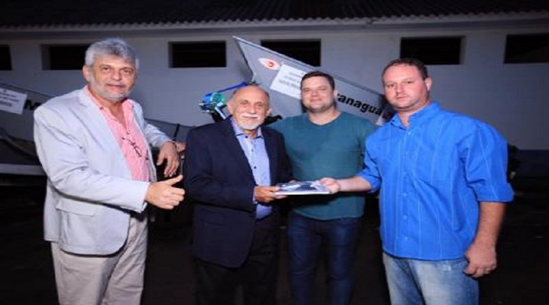 Megalle chefe da casa civil, governador Simão Jatene , Everton engenheiro florestal de NP e secretario de meio ambiente Juliano Simionato de NP