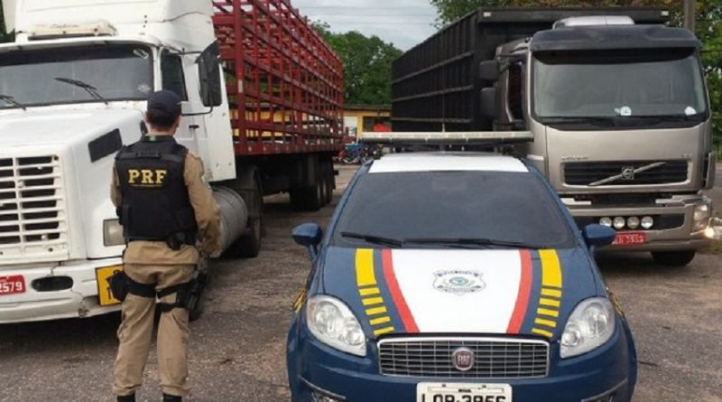 caminhoes_apreendidos_em_santa_maria02_04julho2016