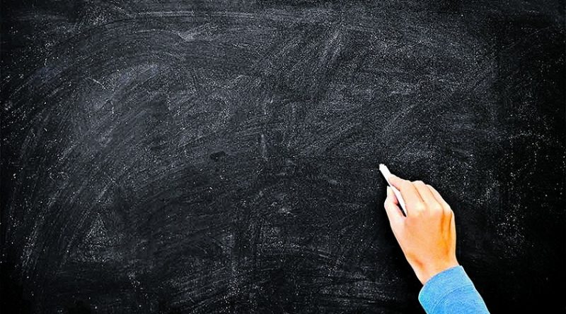 destaque-379058-0209-quadro-negro-divulgacao