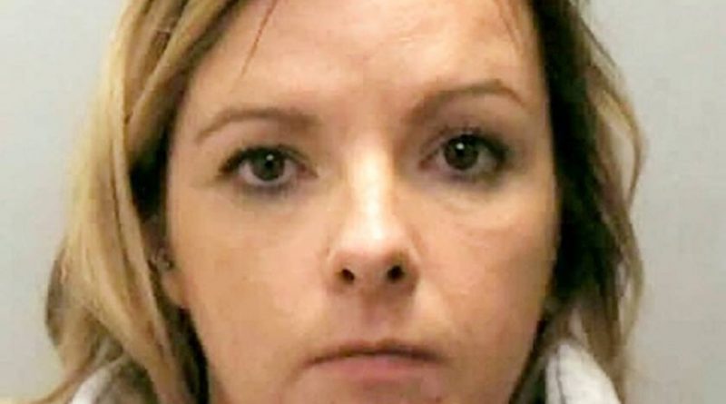 destaque-387388-professora-faz-sexo-oral-aluno