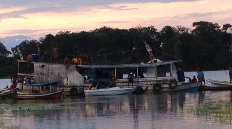 De acordo com o ICMBio, um barco coletor era usado para o transporte do pescado (Foto: Divulgação/ICMBio)