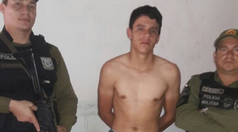 Soldado Eduardo, preso Mauricio Perao e Cabo Maduro.