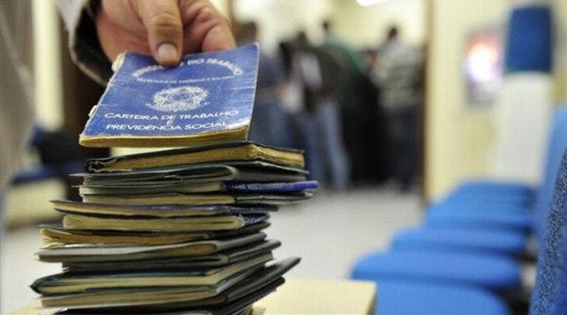 destaque-419882-f43f43