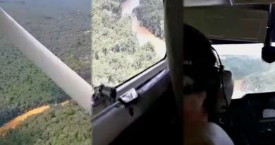 destaque-425452-piloto-faz-pouso-de-emergencia-na-selva-e-passageiro-filma-tudo