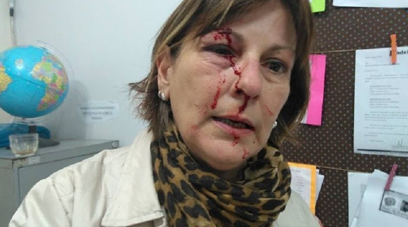 d22682e5d8fb7ce871a944e073d6ee563c7669ec