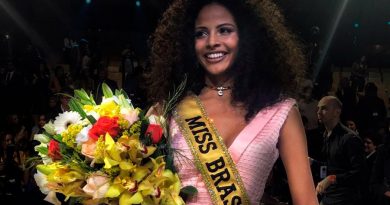 Monalysa Alcântara, do Piauí, vence concurso e é eleita Miss Brasil 2017 (Foto: Ana Ceribelli/BE 
Emotion)