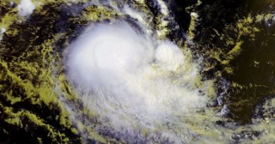 1200px-lee-ariel_16_nov_2007_0306z