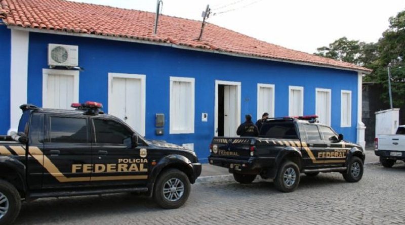 750_2017919112542528