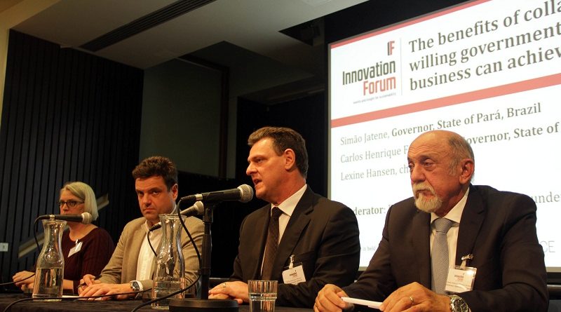 Os governos do Pará e de Mato Grosso estiveram juntos, na tarde desta quarta-feira (15), em dois eventos realizados em Londres, no Reino Unido, para apresentar os esforços que vêm sendo feitos para derrubar o desmatamento e fortalecer cadeias produtivas com base sustentável, demonstrando assim o potencial de investimento nos dois estados. As reuniões registraram presença de mais de 100 especialistas, investidores, presidentes de instituições financeiras e de fundos de financiamento de projetos sustentáveis, além de representantes de empresas globais da cadeia de abastecimento alimentar e que querem apoiar projetos voltados para o incremento da sustentabilidade na Amazônia. O embaixador do Brasil no Reino Unido, Eduardo dos Santos, acompanhou os encontros, assim como o vice-governador de Mato Grosso, Carlos Henrique Fávaro, que também participou dos debates.
FOTO: DANIEL NARDIN / SECOM
DATA: 15.11.2017
LONDRES - REINO UNIDO