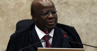 joaquim-barbosa-andre-dusek-estadao-900x600