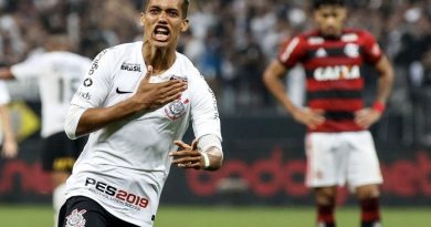 Corinthians-x-Flamengo-Rodrigo-Gazzanel-990x556