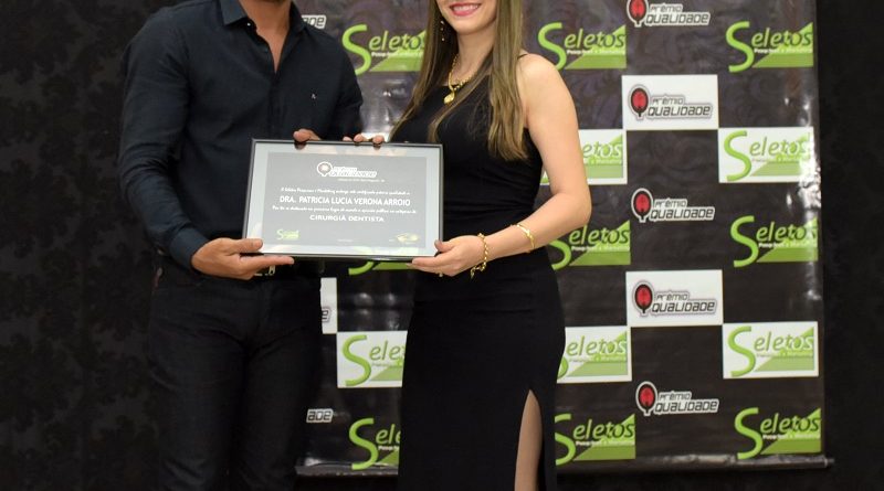 DRA. PATRÍCIA VERONA - CIRURGIÂ DENTISTA