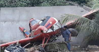 32321168-7CED-40DE-B0EA-3A0B94CCCF64