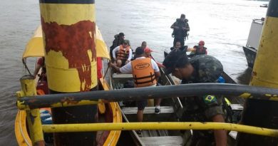 Balsa-naufragada-em-Itaituba