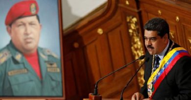 VENEZUELA-MADURO-BOLSONARO-HITLER