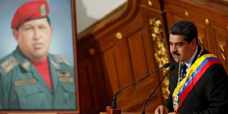 VENEZUELA-MADURO-BOLSONARO-HITLER