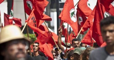 size_960_16_9_mst-protesto6