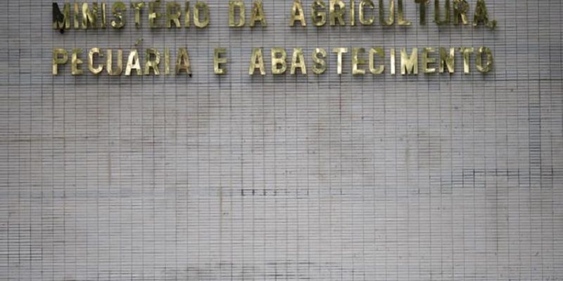 COMMODS-ENTREVISTA-AGRICULTURA-SUBSIDIOS