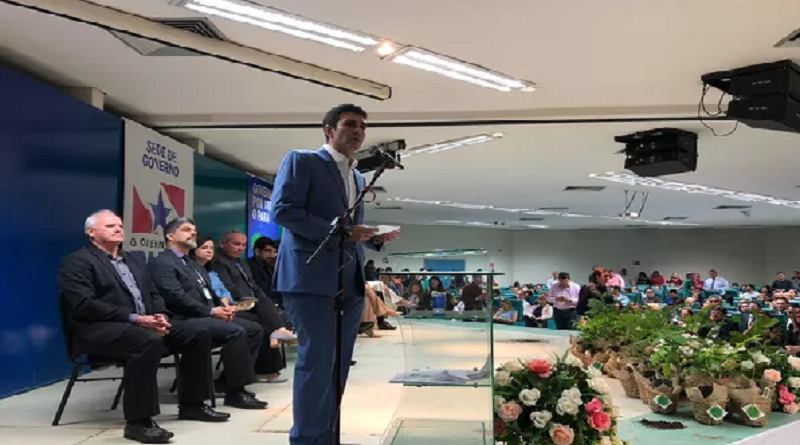 helder mudanças para