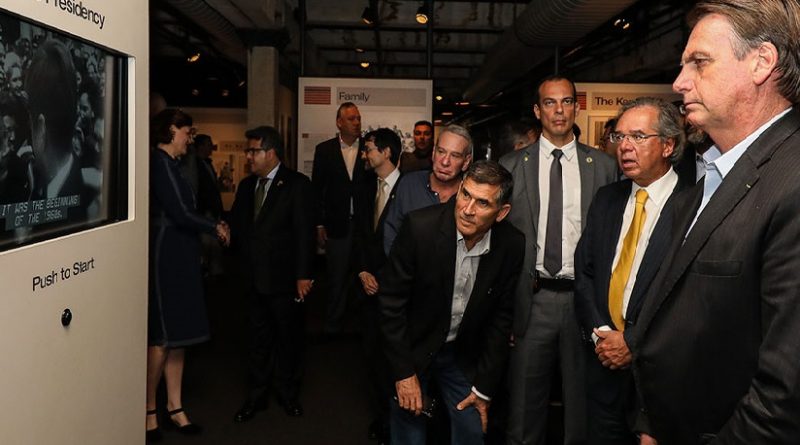 bolsonaro-museu-dallas
