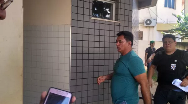 assasino de cabeleilera santaram