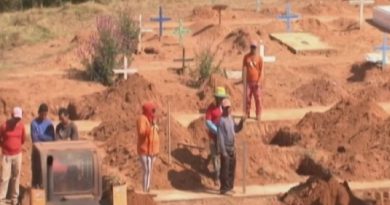 Covas foram feitas para enterro de presos em Altamira. — Foto: Reprodução/ TV Liberal