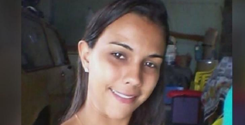 cantor mata namorada