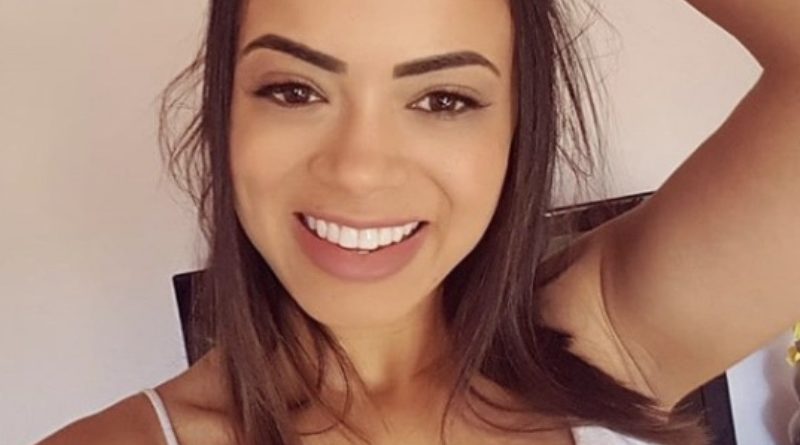 Julia foi socorrida pelo namorado, levada ao hospital, mas não resistiu aos ferimentos e morreu logo após chegar na unidade médica.(Foto:Reprodução)