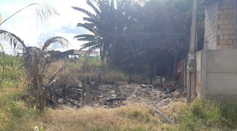 casa jdm america fogo