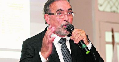 ex secretario jatena