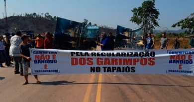Garimpeiros-bloqueiam-estrada-no-Para-by-PRF-divulgacao