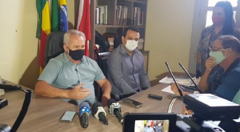 brigatorio uso de mascara