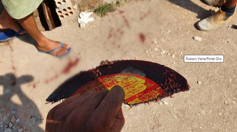 Disco de lixadeira se solta e fere dois trabalhadores