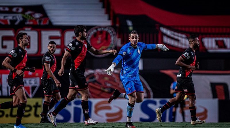 EsiIQJ0XUAE73DM-990x556