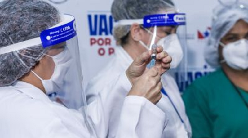 As doses das vacinas CoronaVac/SinoVac e Oxford/AstraZeneca chegarão a Santarém, de onde serão distribuídas a outros municípios